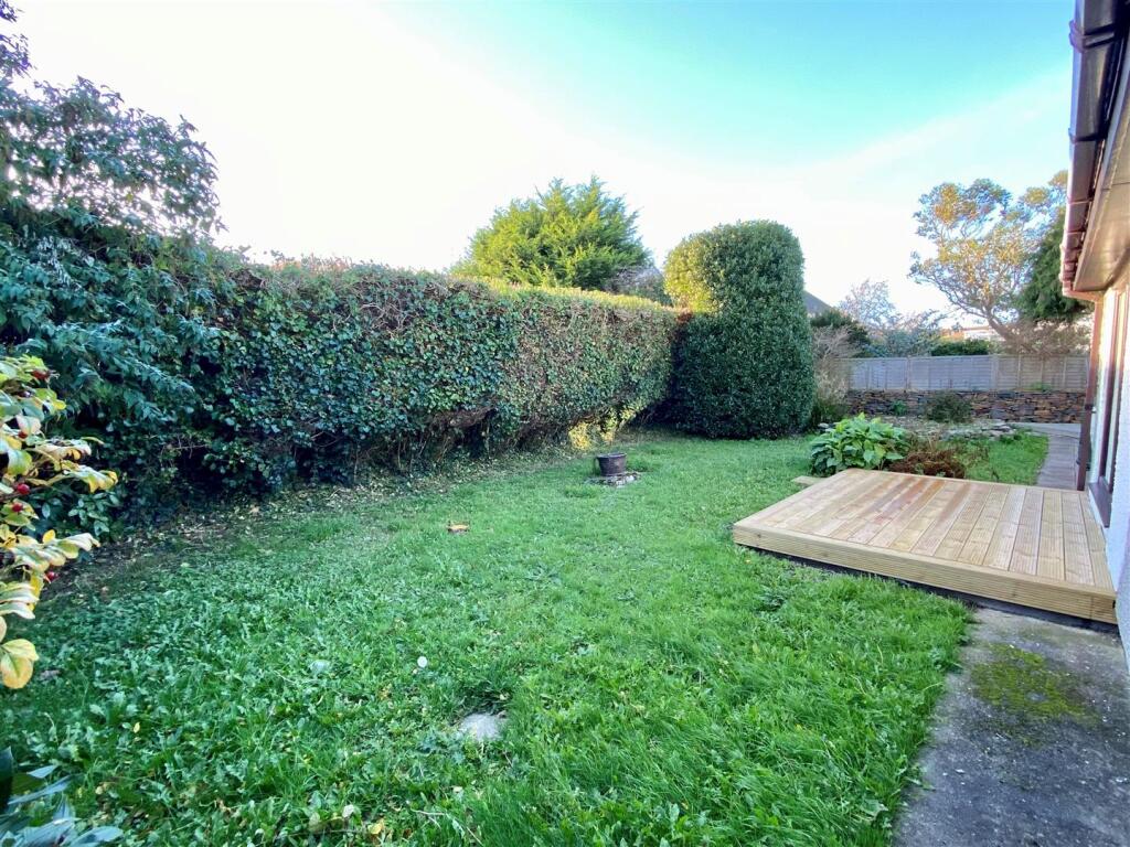 10 Gorse Close Garden
