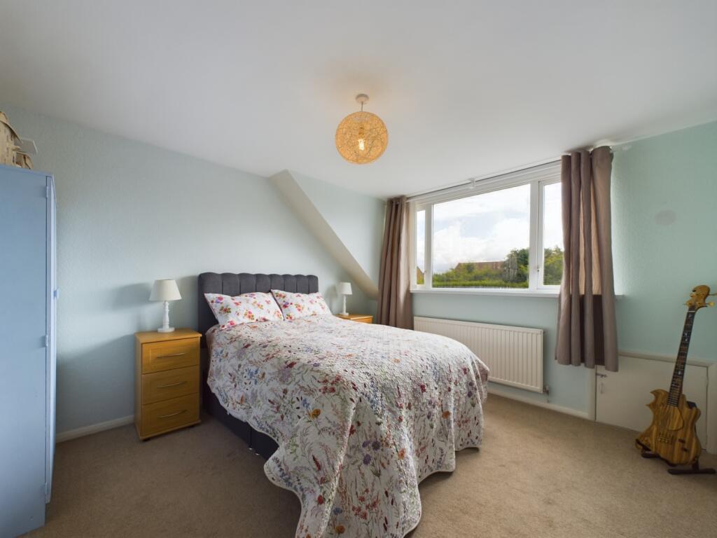 CAM02386G0-PR0089-STILL020