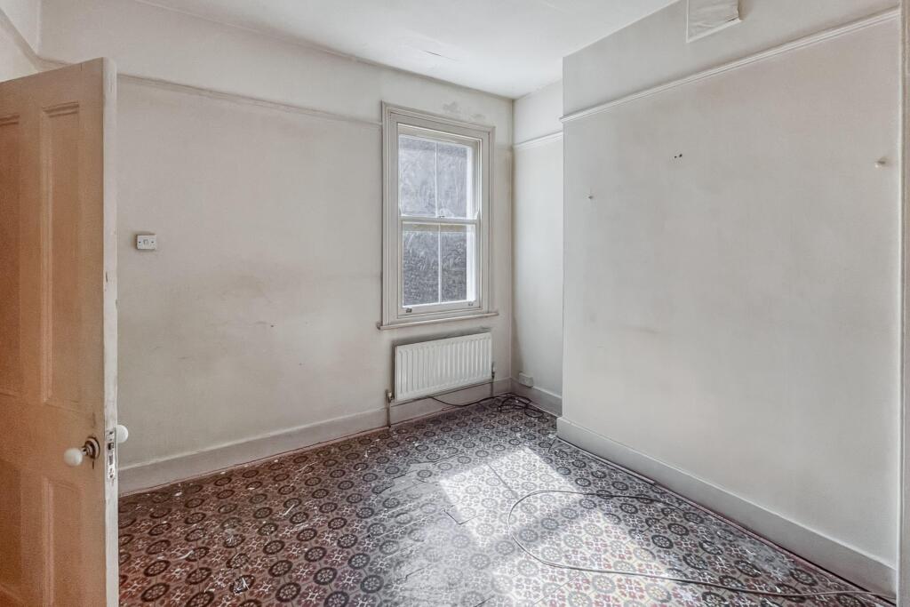 56 Englewood Road, Clapham South, London SW12 9NY