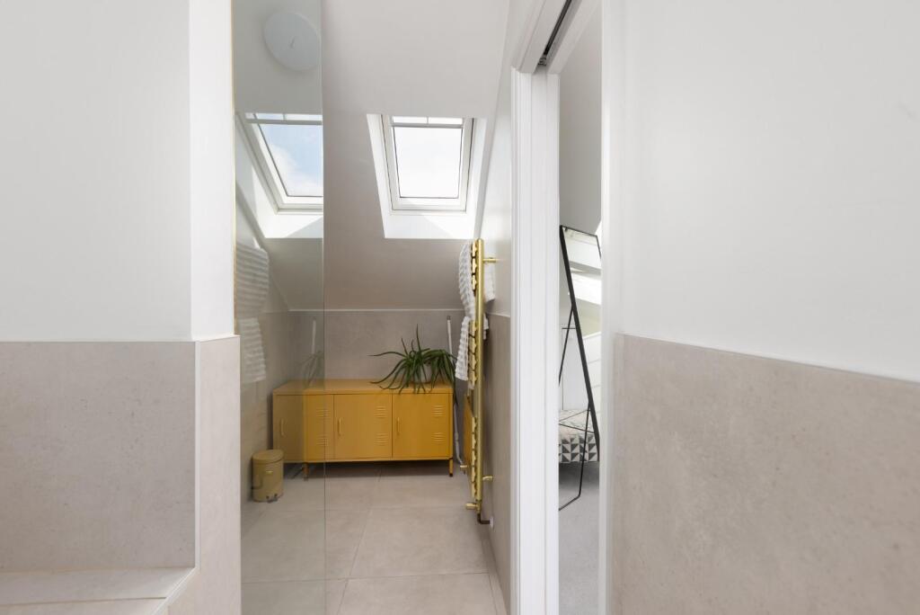 61 Churchill Road-4.jpg