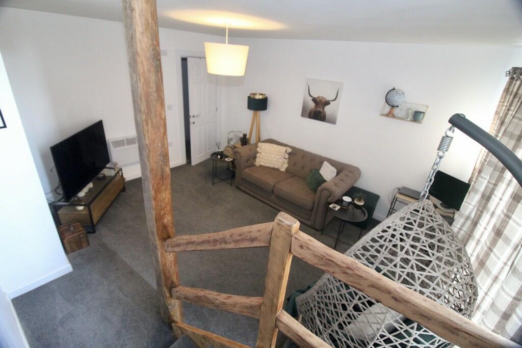 0E7D0B75-E9E5-40F...