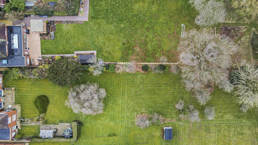 2646585