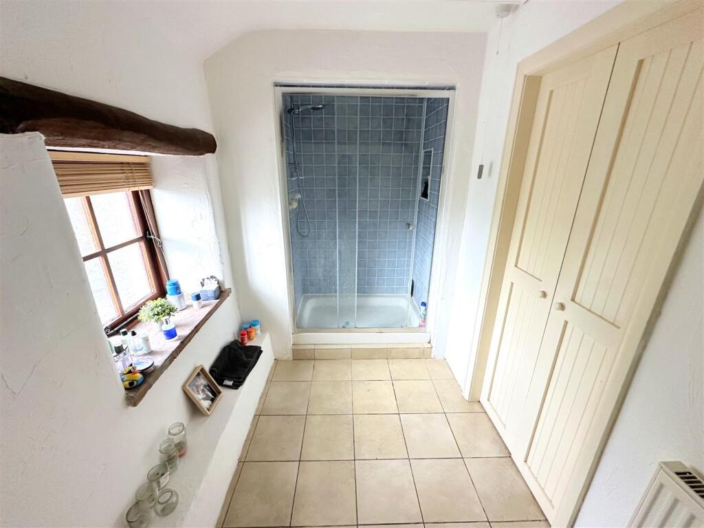 En Suite Shower Room