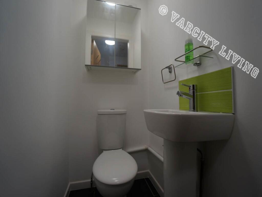 17 College Road (18).JPG