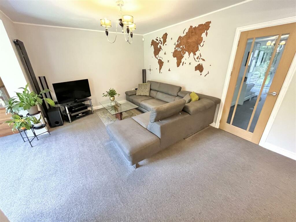 Sitting Room Aspect 3