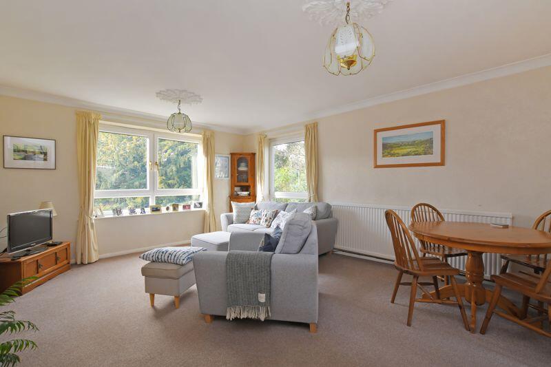 Open Plan Living / Dining 