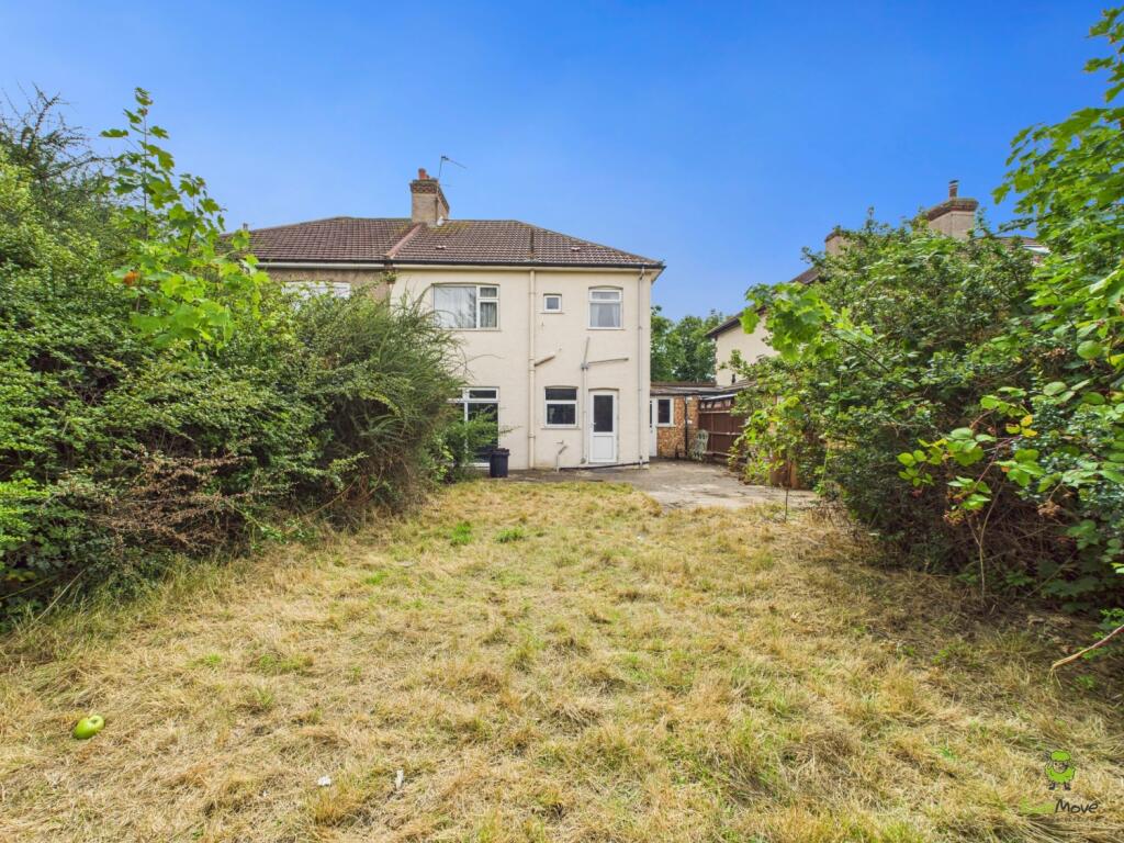 CAM03779G0-PR0264-STILL011