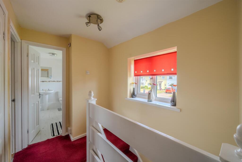 92 Court Farm Road-5.jpg