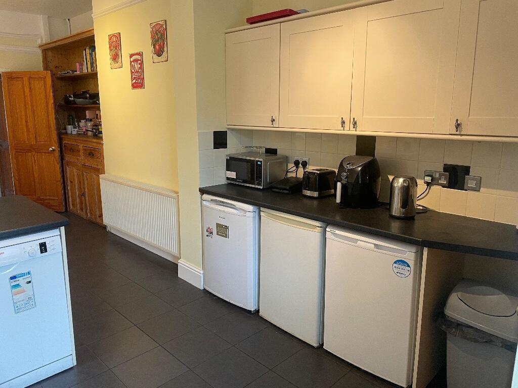 Communal Kitchen