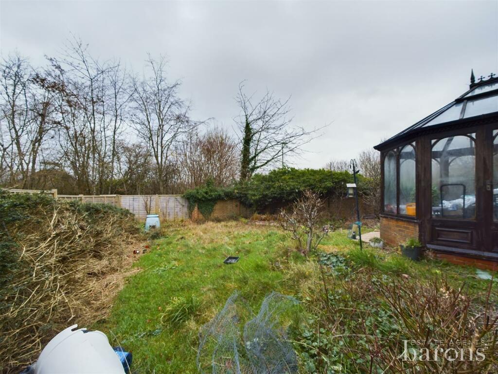 CAM01093G0-PR0238-STILL017.jpg