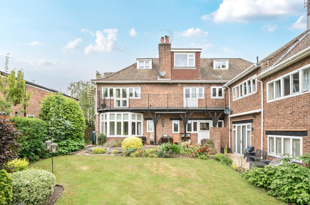 1306598-5-6848233...