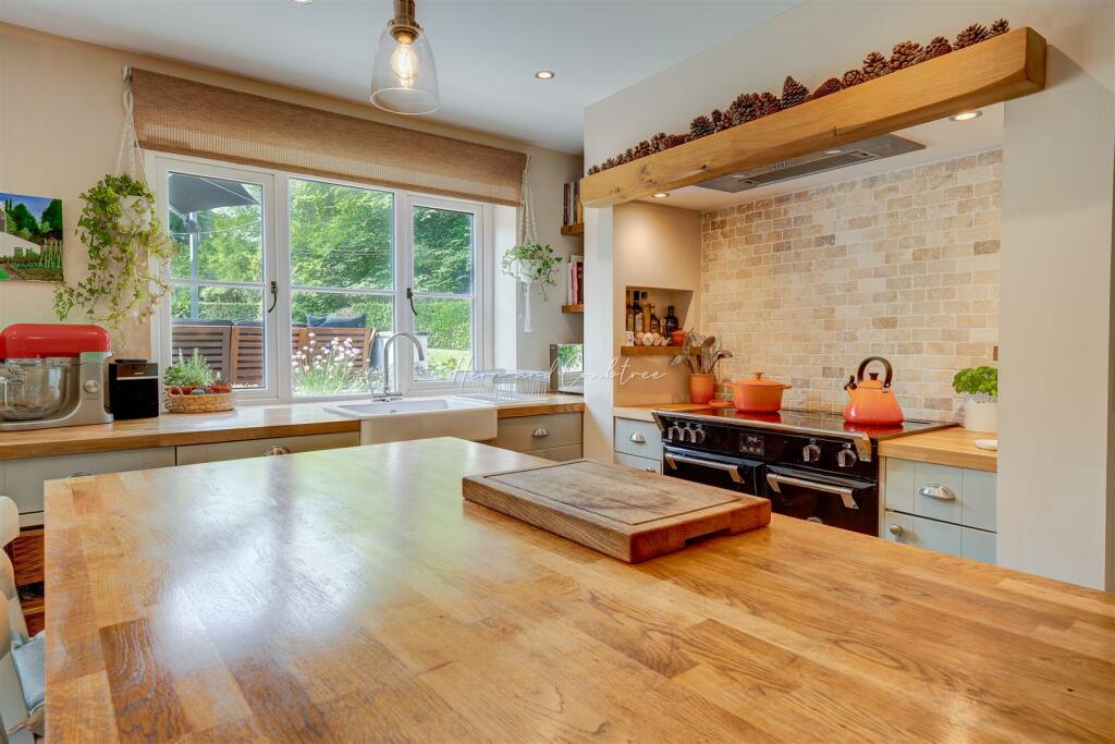 Rhiwbina Hill, Cardiff, HernCrabtree (19).jpg