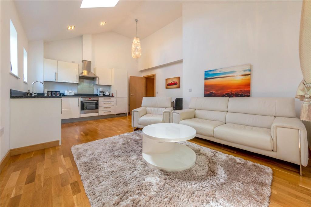 Kitchen/Living Room