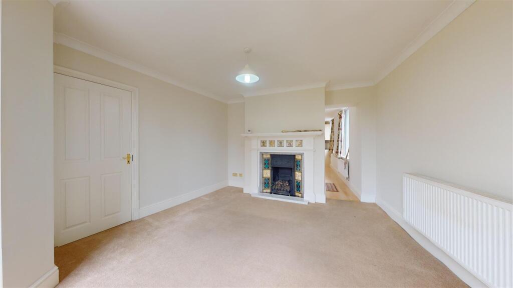 School Gardens 2, Flat 2 Living Room 2.jpg