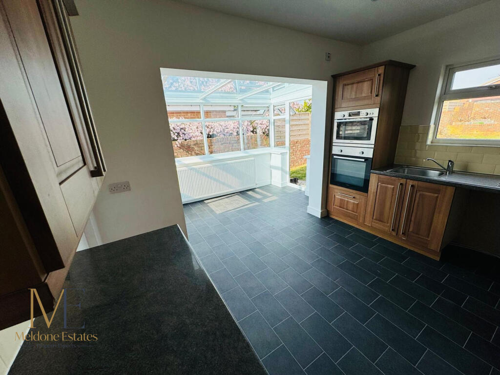 Kitchen_2