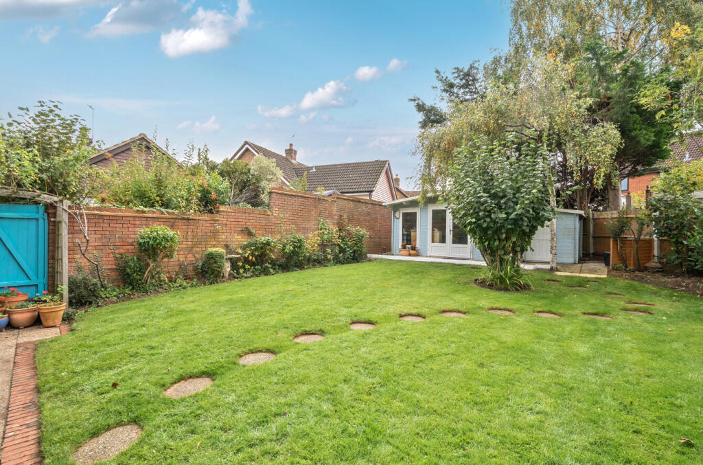 1364073-20-68ed8e...