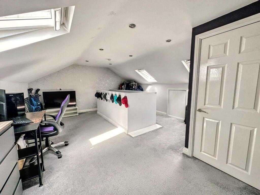 WhatsApp Image 20250729 at 091624_0c259d3b.jpg