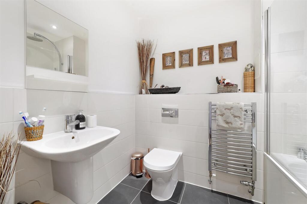 Flat 304, Kerensky House - PA6uEzhc9vohTrByVBNJ.jp