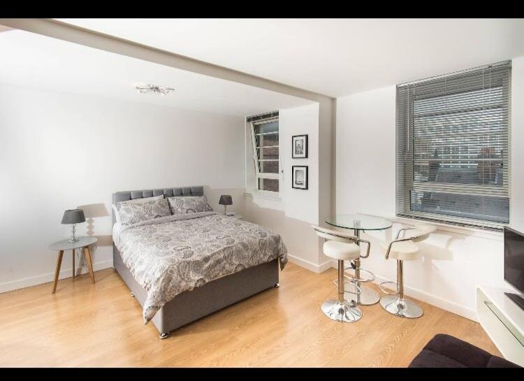 Sauchiehall Street, Glasgow, G2