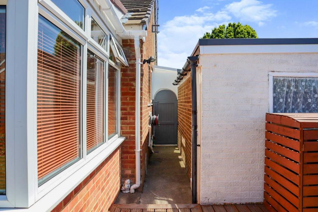 Side Entry