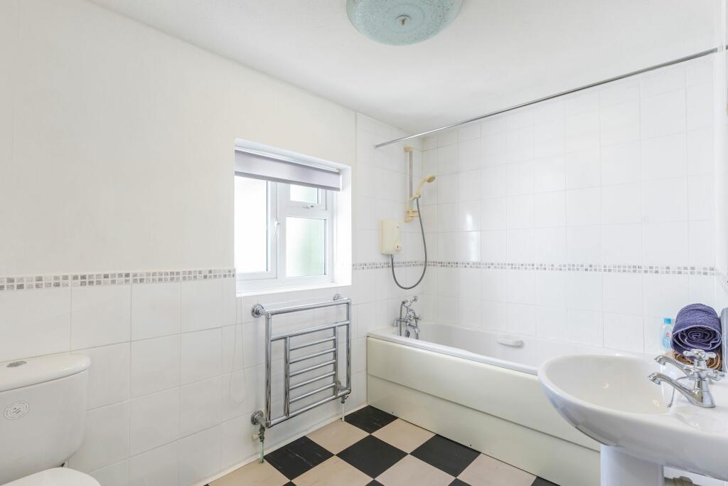 Bathroom 2