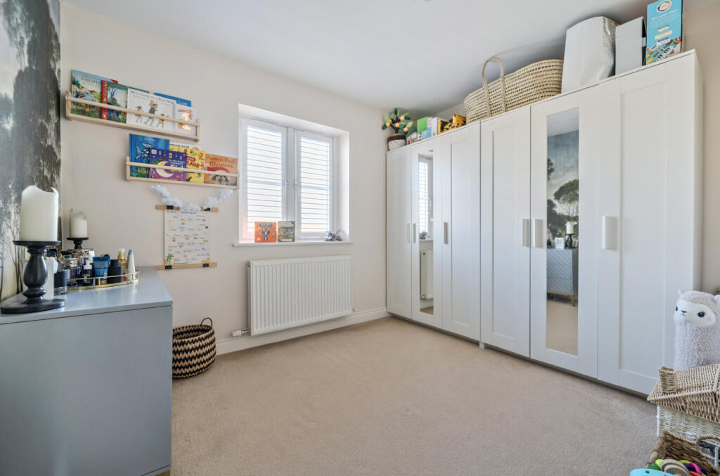 1323731-6-6877740...