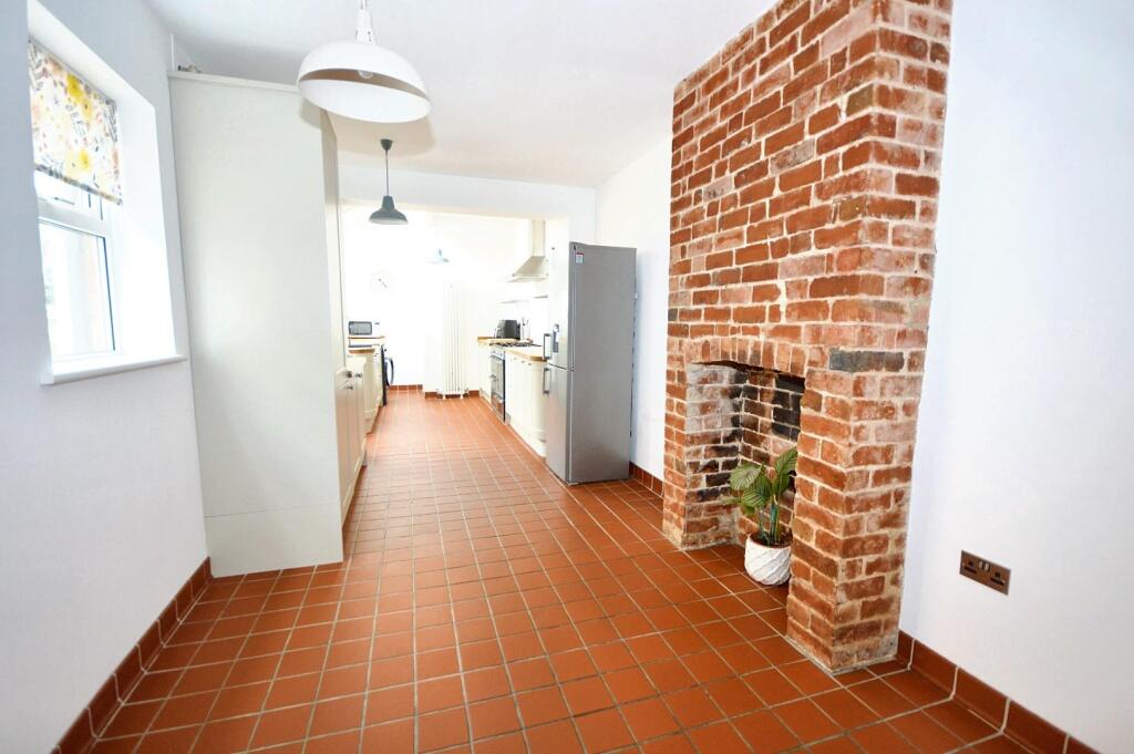 Kitchen/Breakfast Room