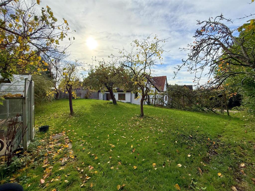 Garden &amp; Rear Elevation