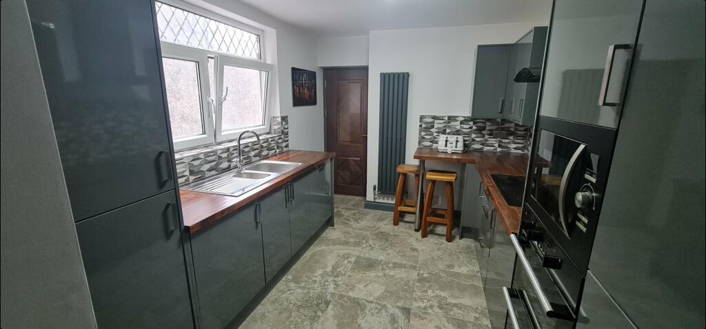 Kitchen NO 2