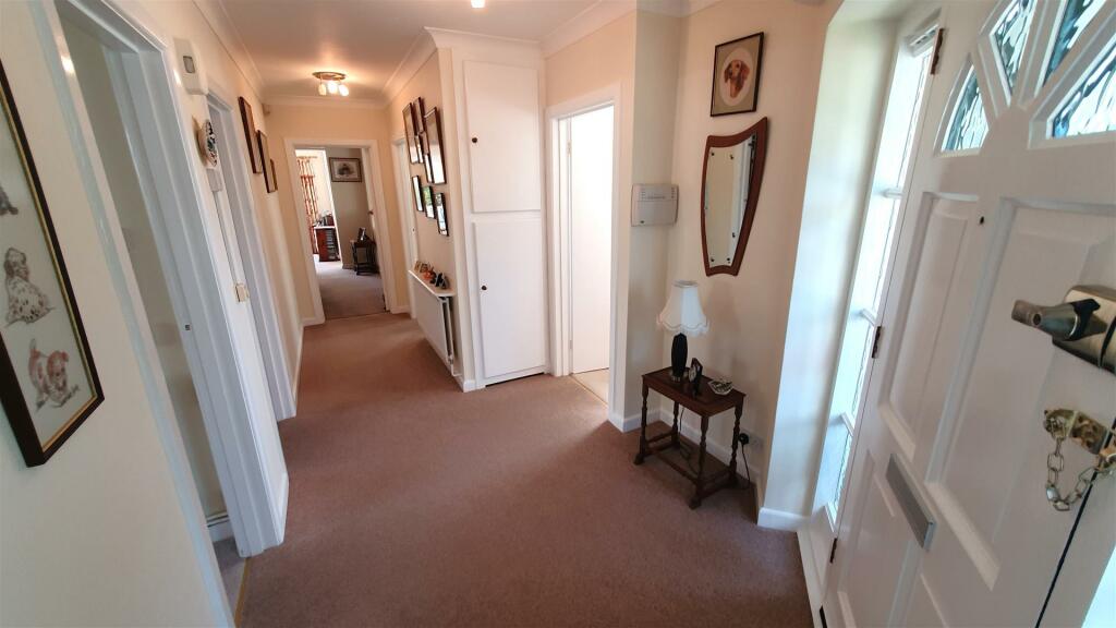 Hall.jpg