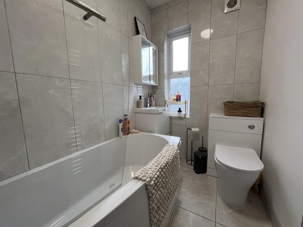 Bathroom (2)