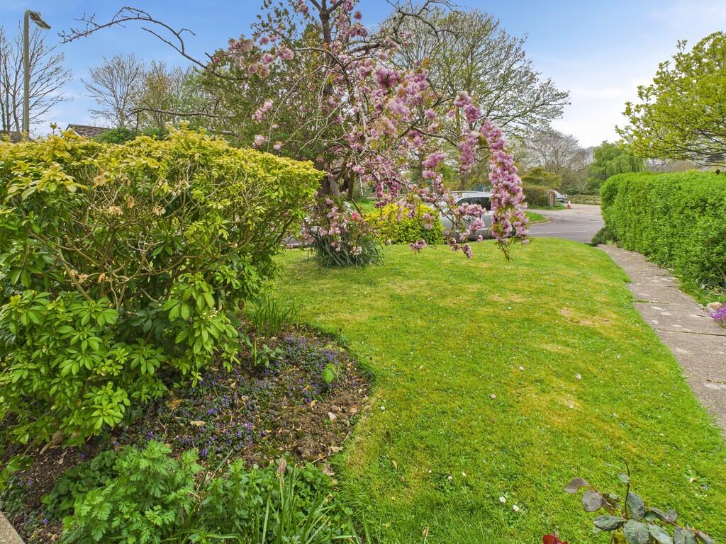 CAM05068G0-PR0015...