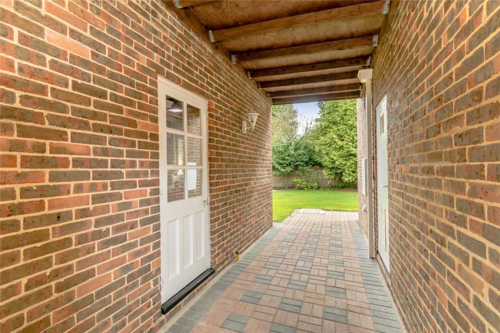 Side Passage