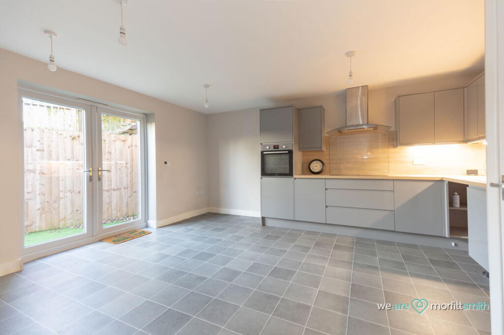 Stannington Road, Sheffield, S6 5QN