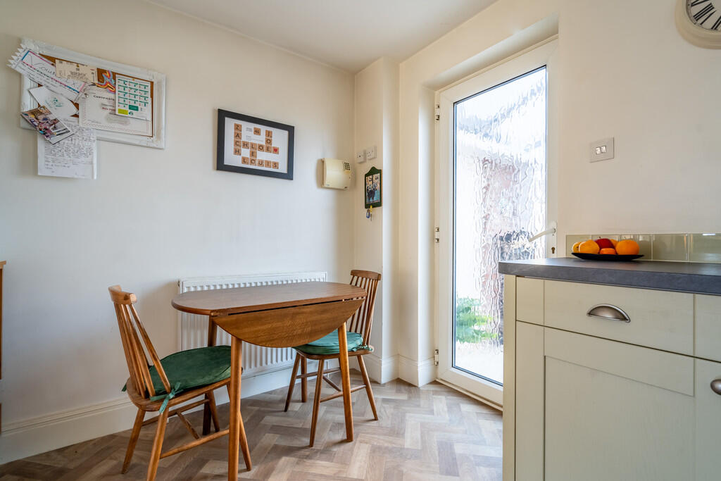 Kitchen/Dining Ro...