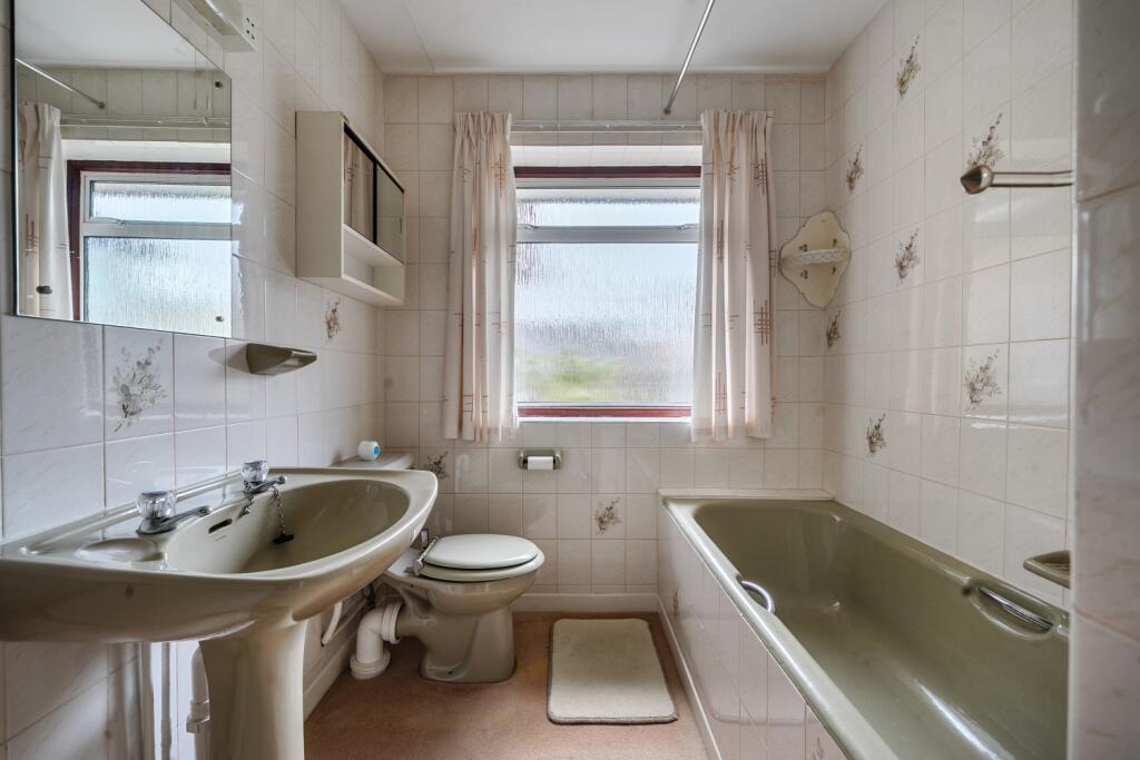 1370261-11-68f626e1ee5b8