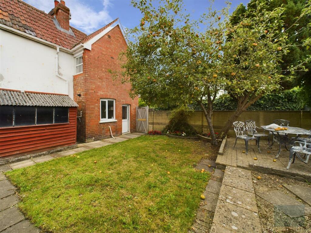 CAM02558G0-PR0231-ST