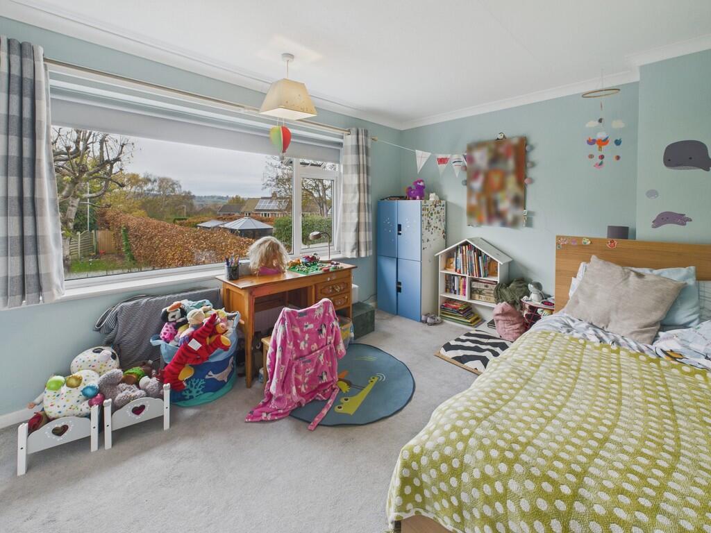 CAM04273G0-PR0217...