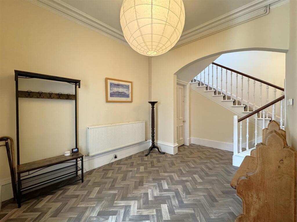HALL.JPG