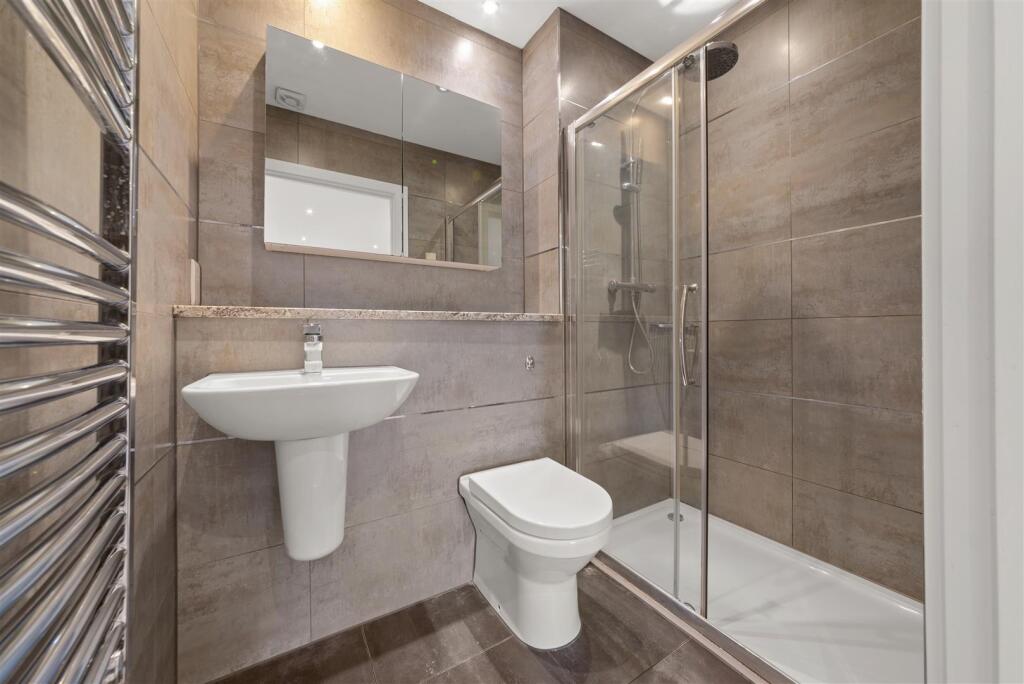 Apartment 4, The Edge 3.jpg