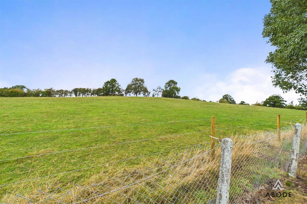 CAM01882G0-PR0156-STILL007.jpg