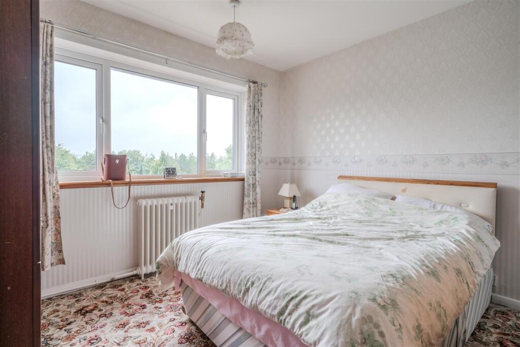 Bedroom2.jpg