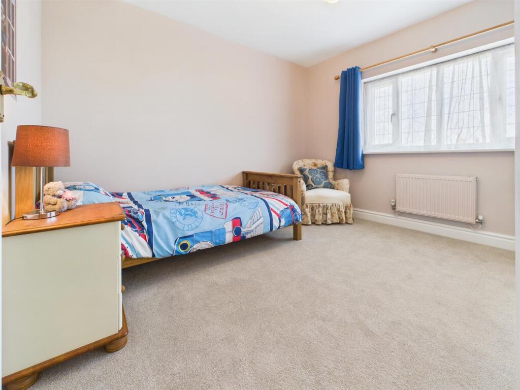 BEDROOM FIVE
