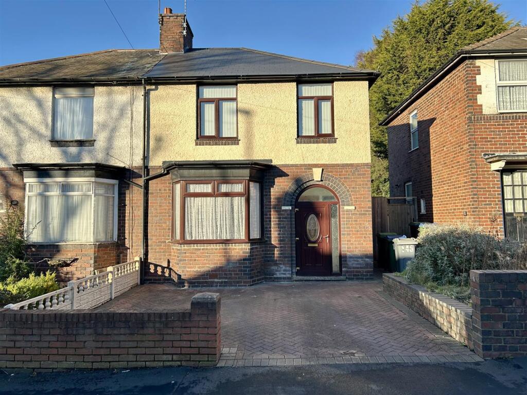 Oak Road West Bromwich 1.jpg