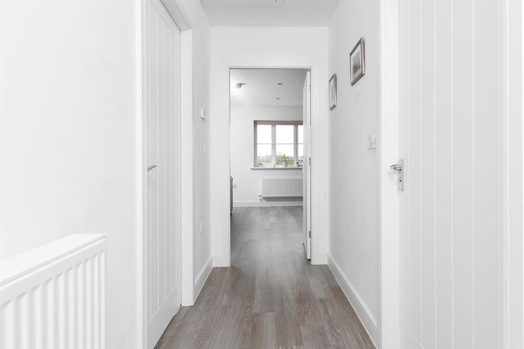 12 Foxglove Drive