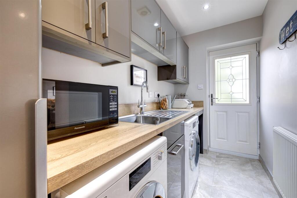 CV13 6BE 9GFL-008.jpg