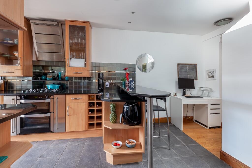 Dining / Office