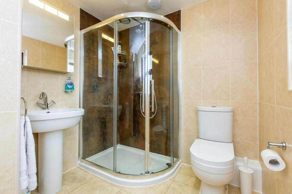 En-suite Shower Room