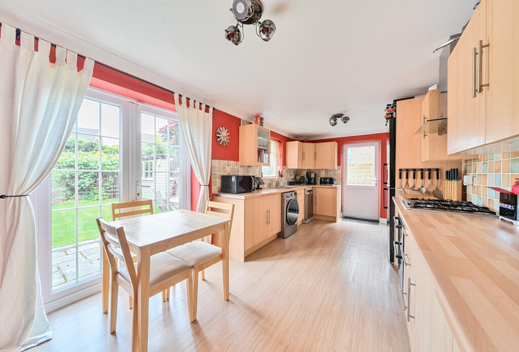 1298335-24-6831e3...