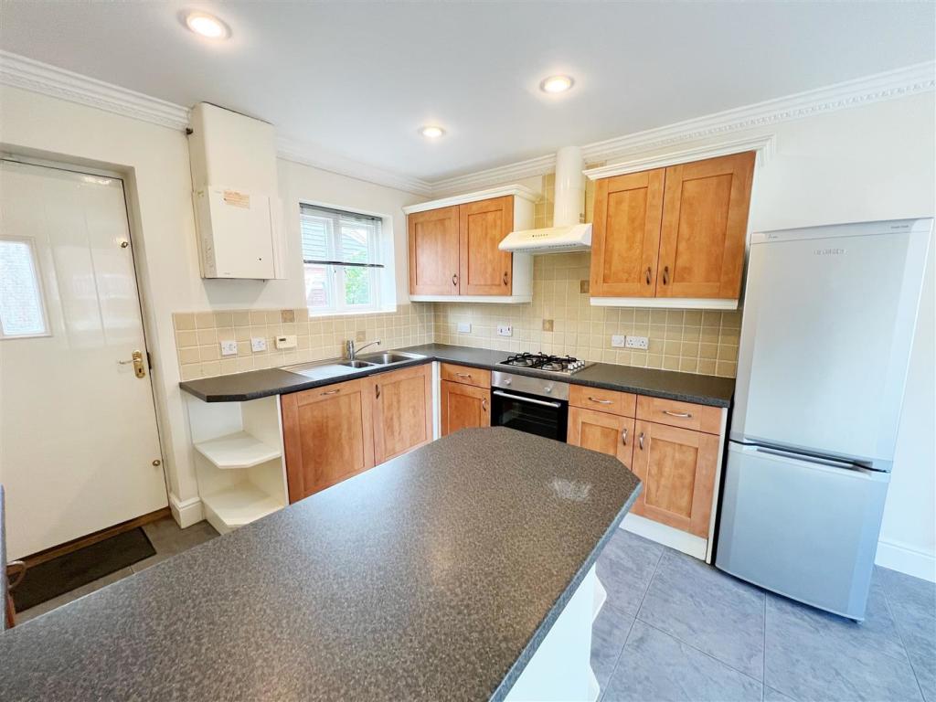 Kitchen Diner 3.jpg